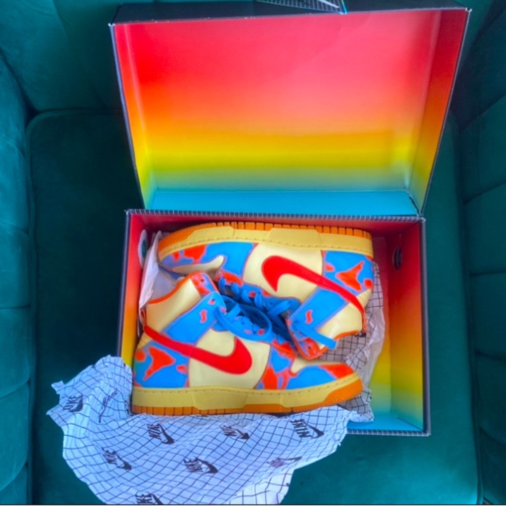 lightly used mid dunks